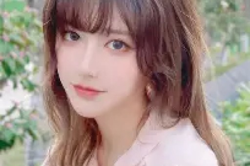 看完不敢上厕所的恐怖小短片《厕所隔间》电影解说