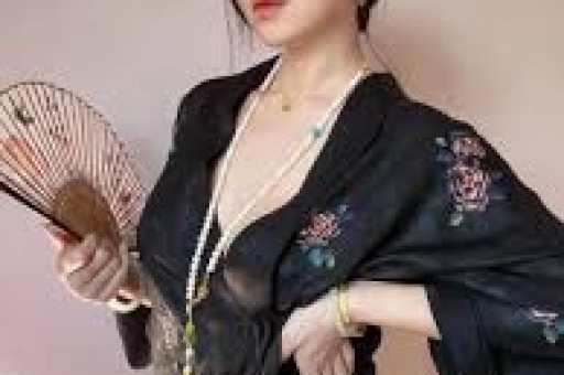 周星驰《女足》片场曝光设备简陋不如短剧拍摄态度敷衍